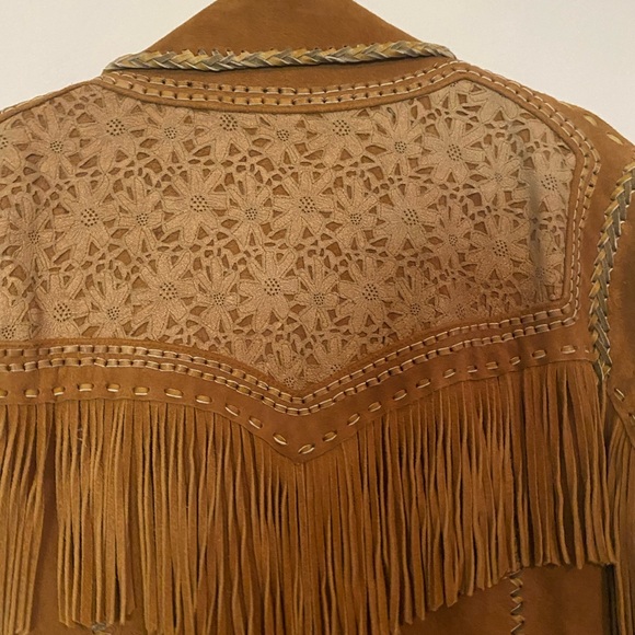 Gorgeous Suede Jacket with Fringe Size Large - Picture 8 of 13